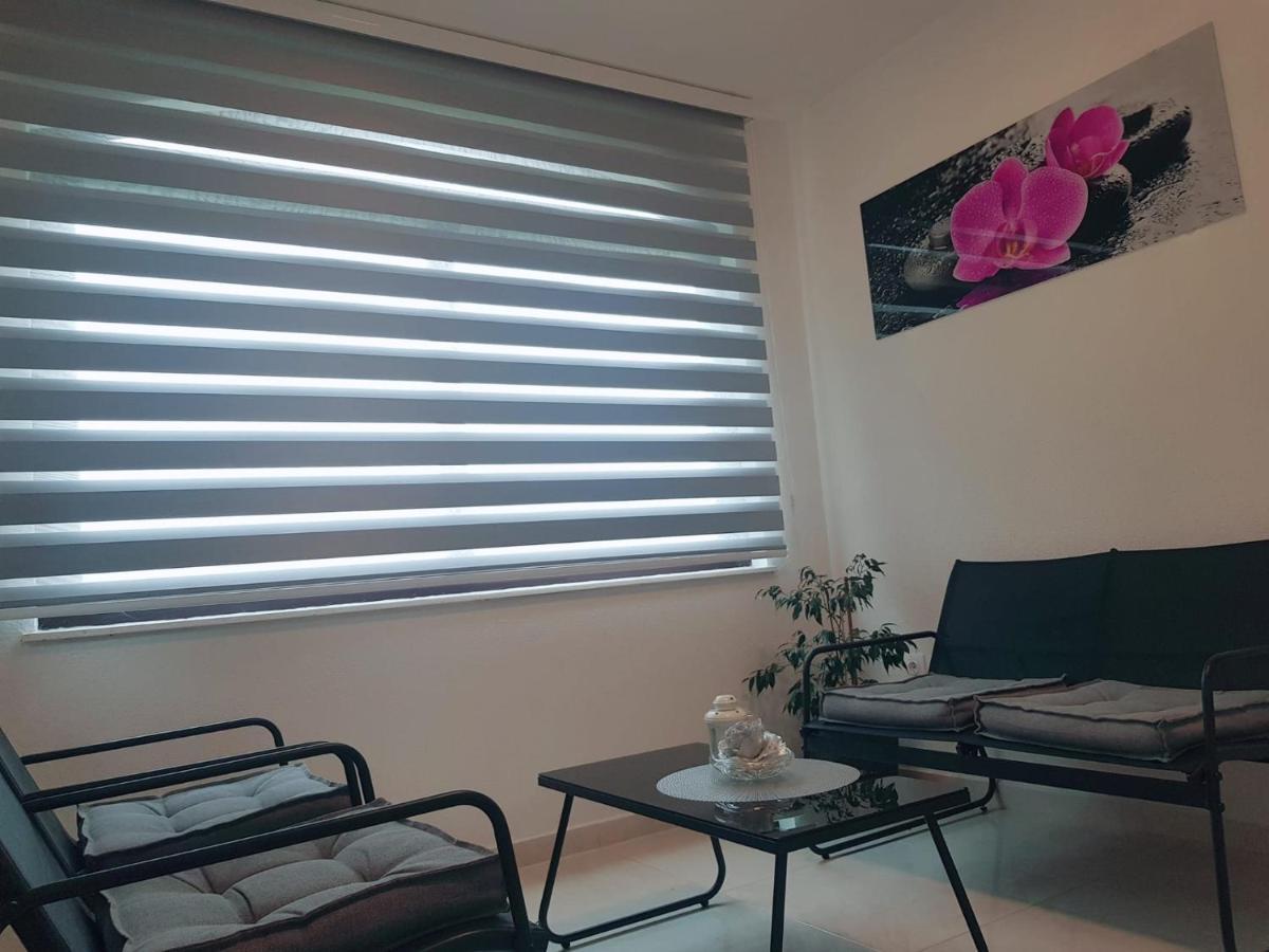 Apartman Tessa Vela Luka Eksteriør bilde