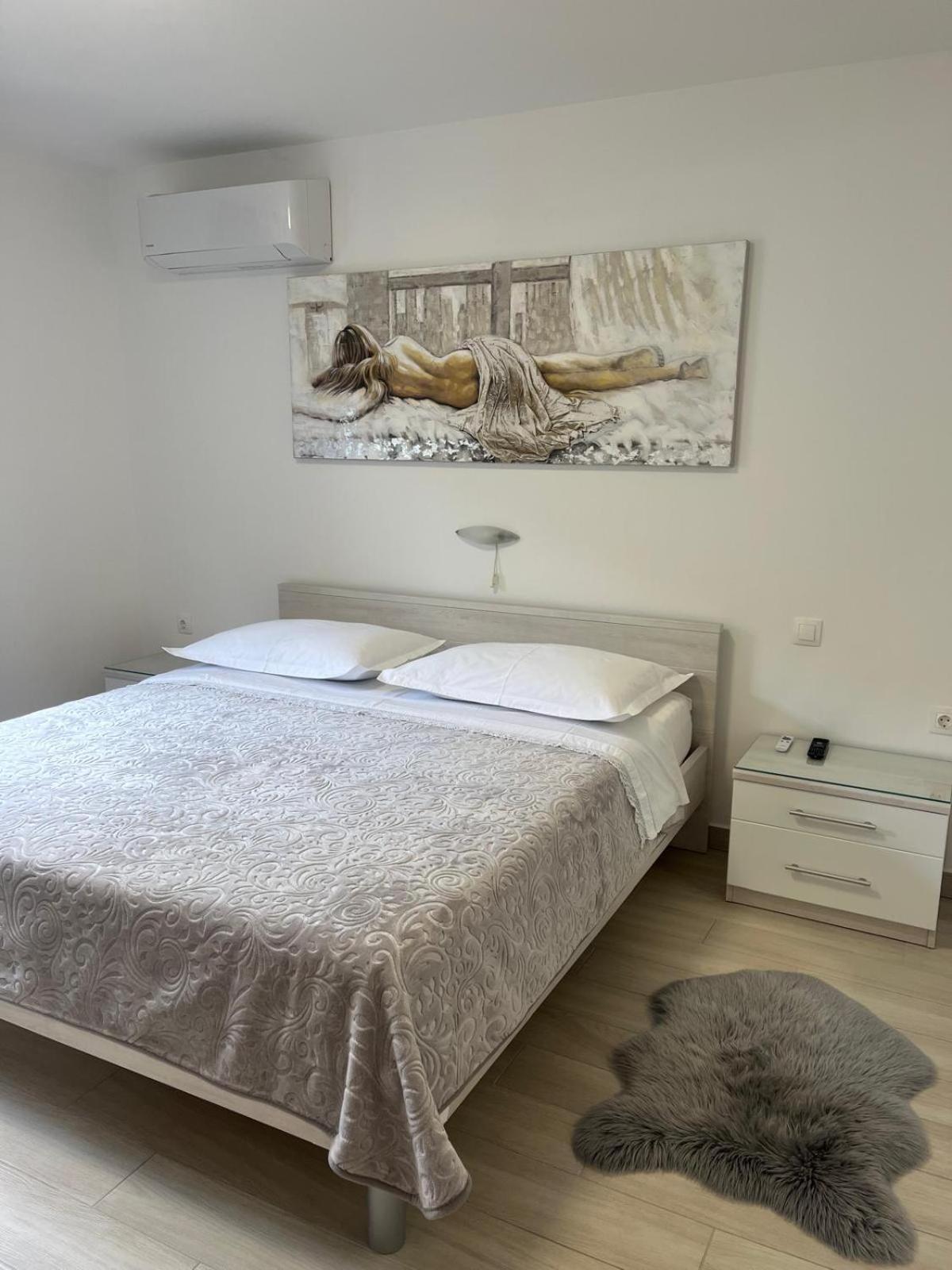 Apartman Tessa Vela Luka Eksteriør bilde